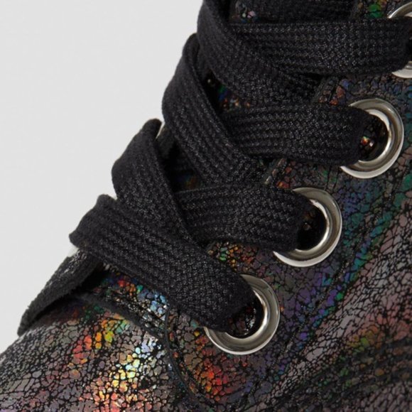 Dr. Martens Women's Molly Platform Retro Quad - Picture 10 of 11